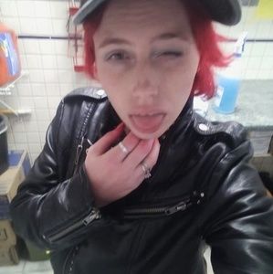 Meet your Posher, Ashton